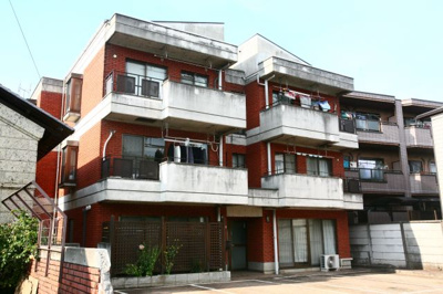 【外観】 オシャレな赤レンガマンション