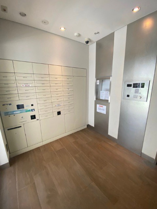 【エントランス】