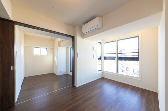 【居間・リビング】