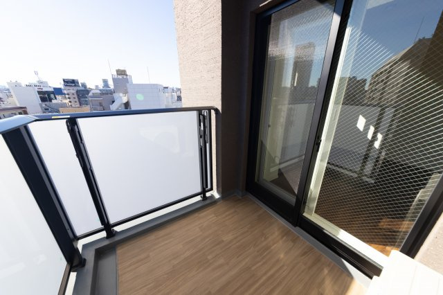 【バルコニー】