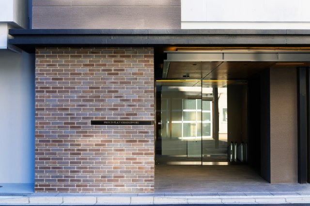 【エントランス】