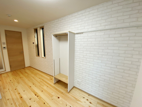 細長い角部屋