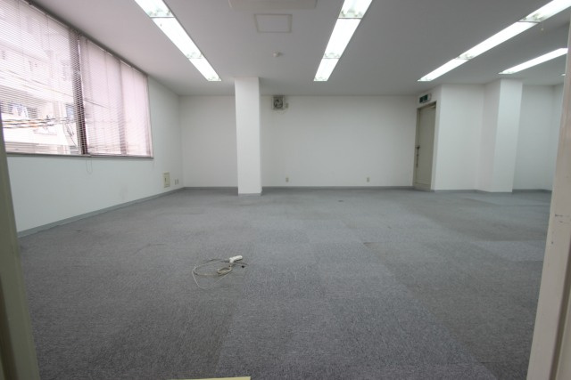 宝飾品・古物商全般のネット販売会社K株式会社様の画像