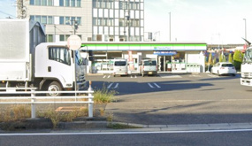 コンビニエンスストア ファミリーマート 枇杷島警察署前店