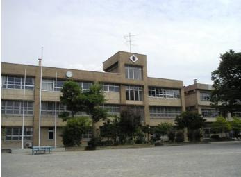 甲府市立湯田小学校