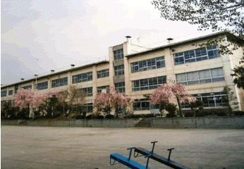 甲府市立伊勢小学校