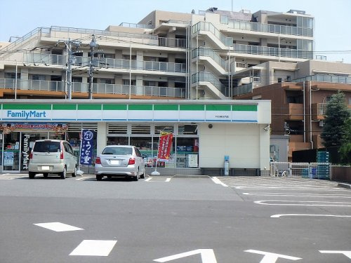ファミリーマートTKS東大門店