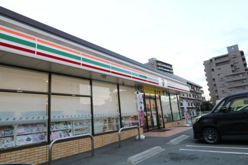 セブン-イレブン甲府貢川店