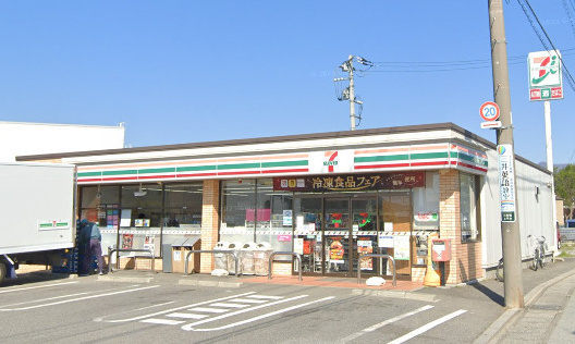 セブンイレブン 甲斐一宮インター店