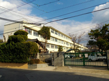 中学校 翠町中学校