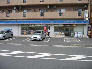 コンビニエンスストア ローソン 広島古市三丁目店