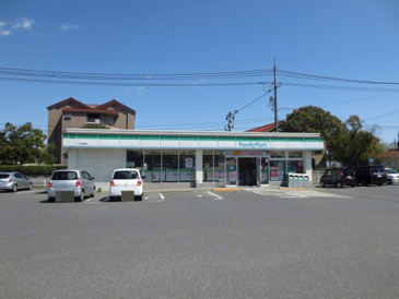 コンビニエンスストア ファミリーマート 八本松原店