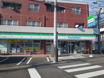 コンビニエンスストア ファミリーマート 古江西店