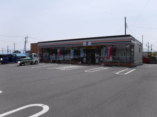 セブンイレブン山梨御勅使南公園店