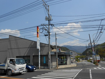 銀行 もみじ銀行 三入支店