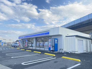 コンビニエンスストア ローソン 東広島高屋町桧山店