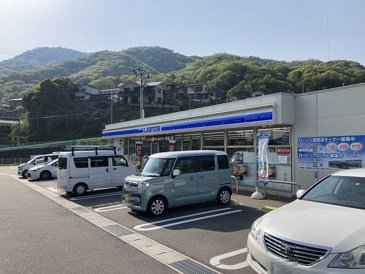 コンビニエンスストア ローソン 広島中野七丁目店