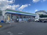 ファミリーマート 六木四丁目店