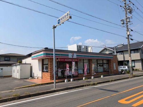 セブンイレブン 四日市楠町南五味塚店