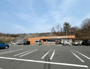 コンビニエンスストア セブンイレブン 広島河内インター店