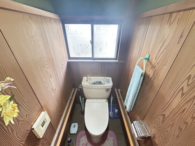 白銀売家【トイレ】