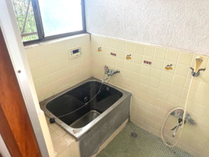 つくばみらい市山王新田【浴室】日々の疲れを癒す窓のある明るいお風呂付です