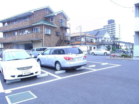 Ｖie・クラレット駐車場の画像