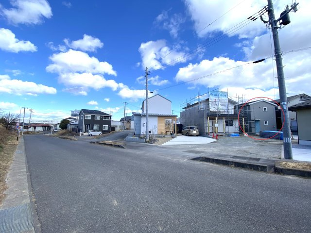 郡山市上亀田新築戸建て【前面道路含む現地写真】