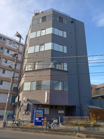 ジェネシスビル【外観】建物外観を気になさる方へ、見た目の良い物件です