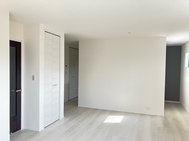 北名古屋市石橋第３【居間・リビング】