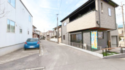 「Tiktok動画　電動シャッターガレージつき三方角地　新築戸建」の画像