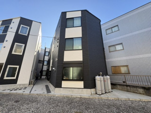 Reberty五反野Ⅰ【外観】シックな印象のおしゃれな外観