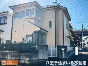 八王子市石川町1615-34 中古【仲介手数料無料】【外観】周りの環境に馴染む落ち着いた印象の外観です。内覧も可能ですので、ぜひお問い合わせください。