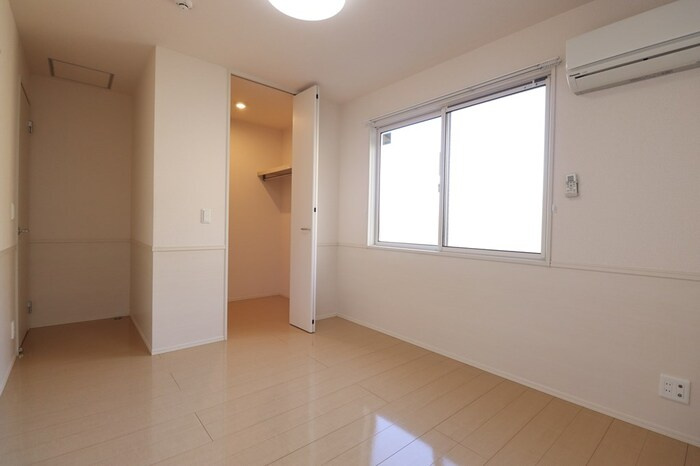 カーサＲ・Ｔ Ａ【設備】洋室