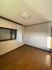 見沼区中川戸建【洋室】