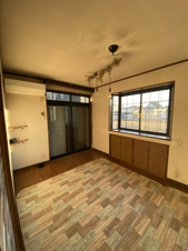 見沼区中川戸建【居間・リビング】