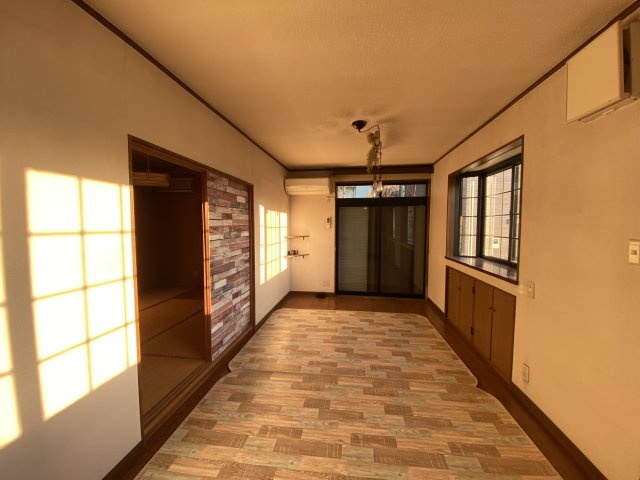 見沼区中川戸建【居間・リビング】