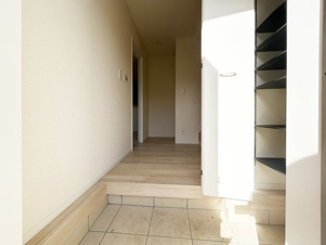 CRADLE　GARDEN　戸畑区中原東第6　【収納】洋室、クローゼット（施工例）