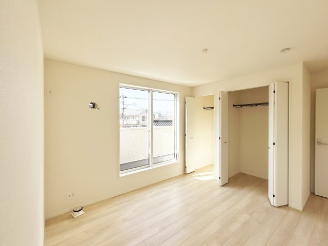 CRADLE　GARDEN　戸畑区中原東第6　【トイレ】温水洗浄便座のノズルが自動洗浄されるのでいつも清潔です。