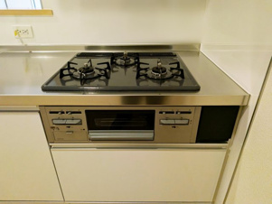 CRADLE GARDEN　小倉北区高坊第3【キッチン】独自のコーティングで油汚れをしっかりガード（施工例）