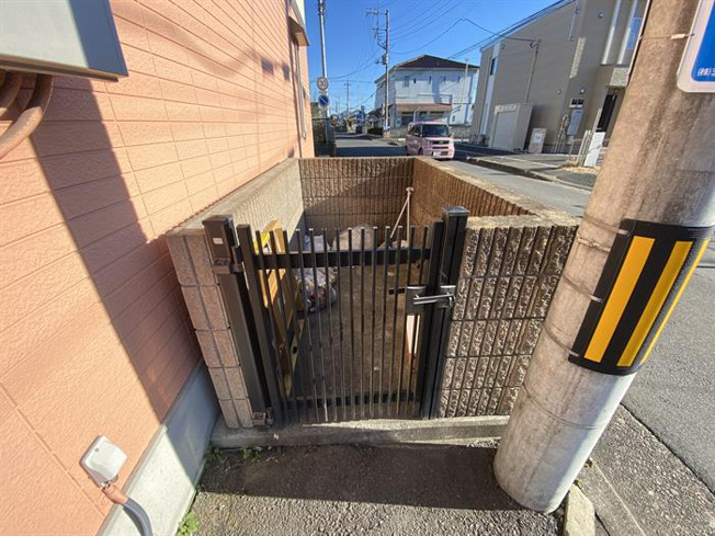 敷地内専用ゴミ置き場