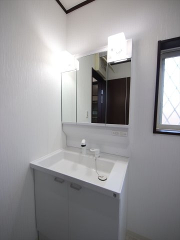 八王子市元八王子町2-3315-7 中古【仲介手数料無料】【独立洗面台】