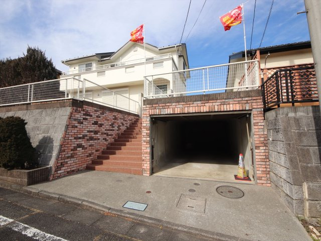 八王子市元八王子町2-3315-7 中古【仲介手数料無料】【前面道路含む現地写真】