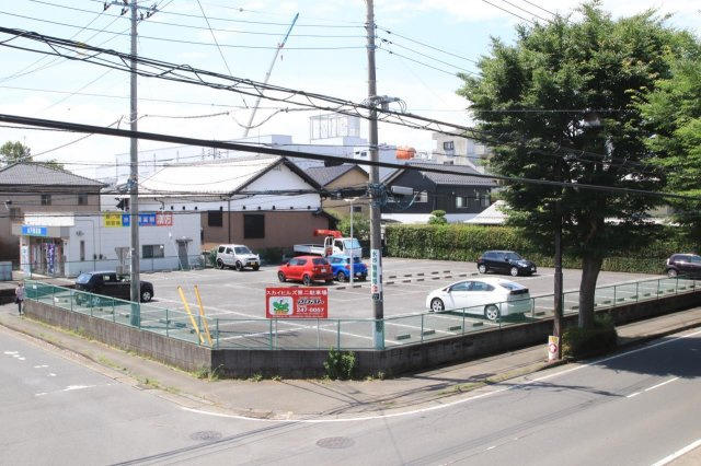 駐車場（店舗前後に2台無料付き）