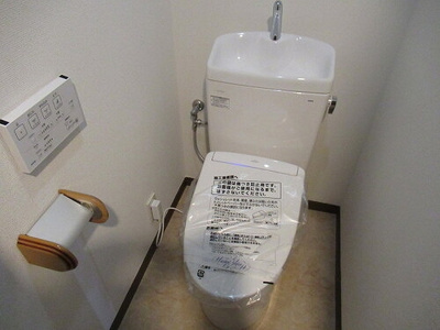 洗浄便座付きトイレ