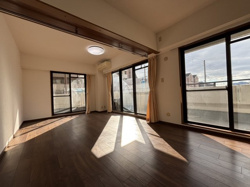 ★ オープンハウス開催｜阪急「御影」駅徒歩1分 南西角部屋×ワイドバルコニー 御影ロジュマン 2階の画像