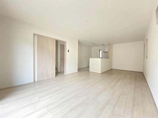 白基調のお部屋です