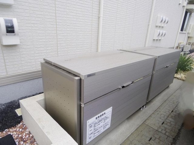ゴミストッカー