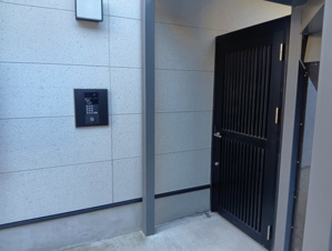 EMINENT北綾瀬【エントランス】洗練されたデザインのエントランス