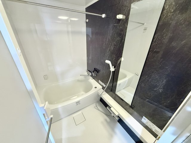 ラフィーネ甲府【浴室】